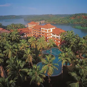 Resort The Raviz Kadavu,