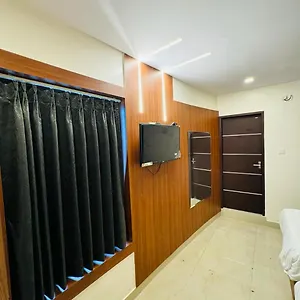 Royal Plaza Hotel